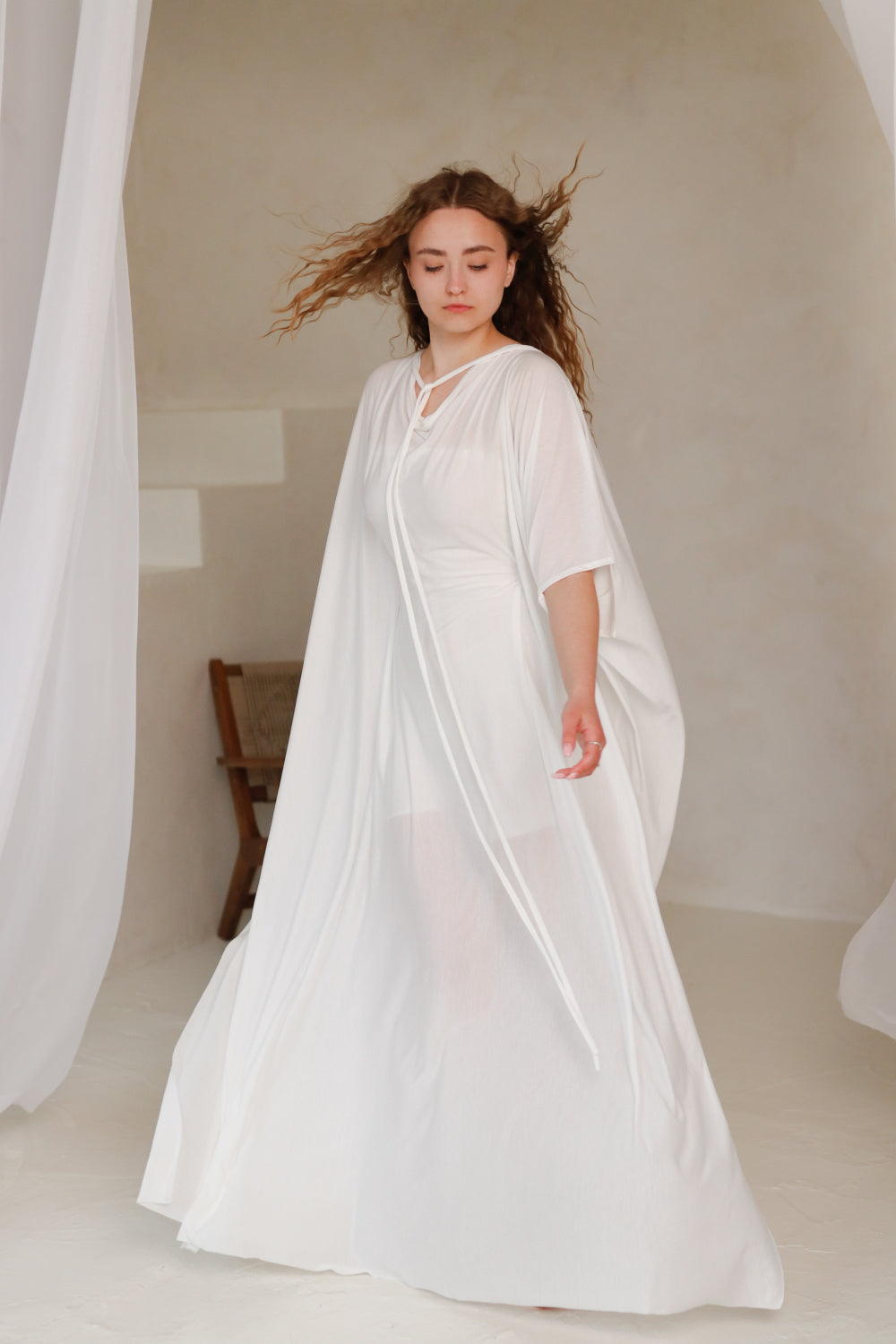 AMAYA Feminine Waist Kaftan Dress with under-body / Milky White