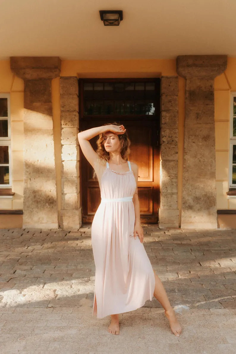 AURORA Dress with open Back / Rose Milky White
