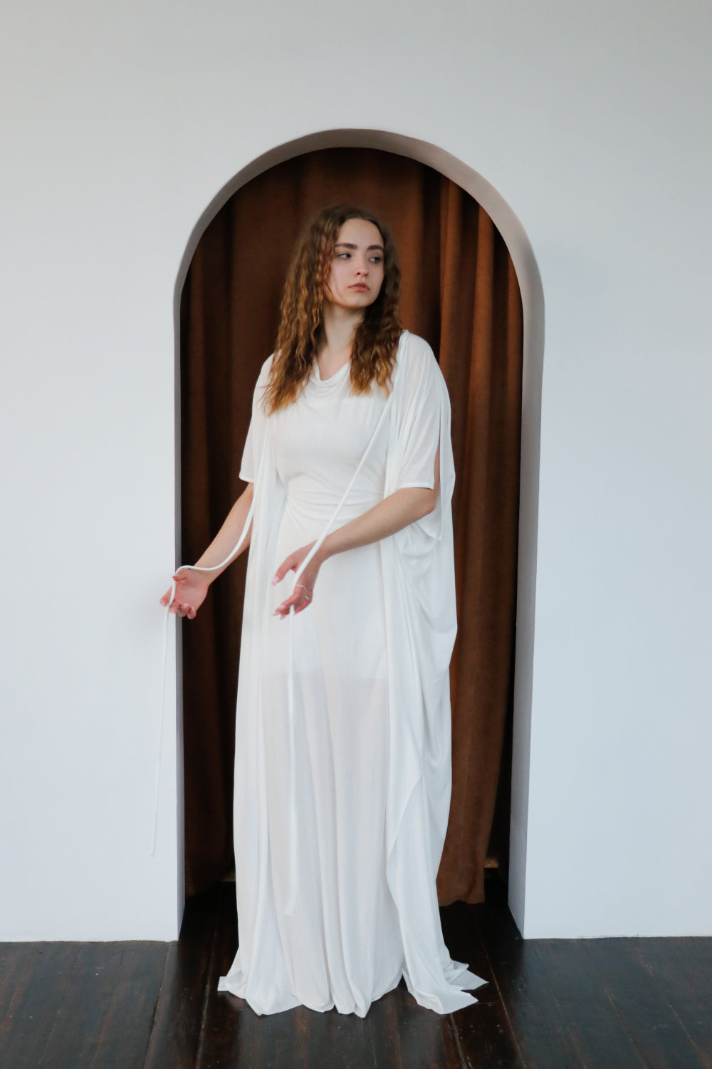 AMAYA Feminine Waist Kaftan Dress with under-body / Milky White
