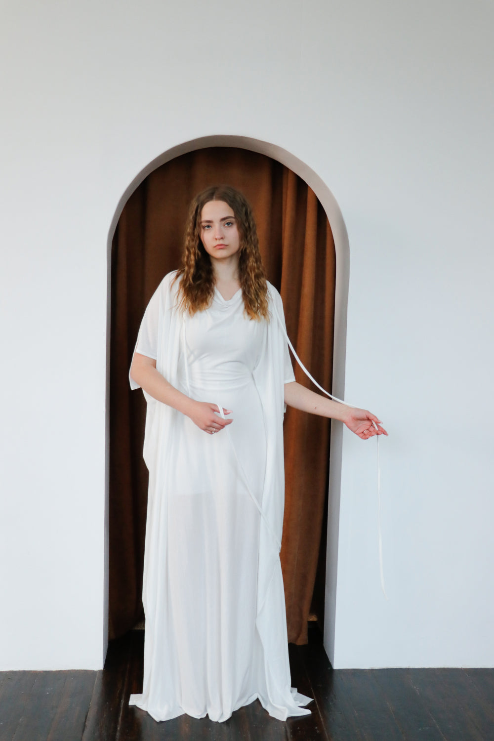 AMAYA Feminine Waist Kaftan Dress with under-body / Milky White