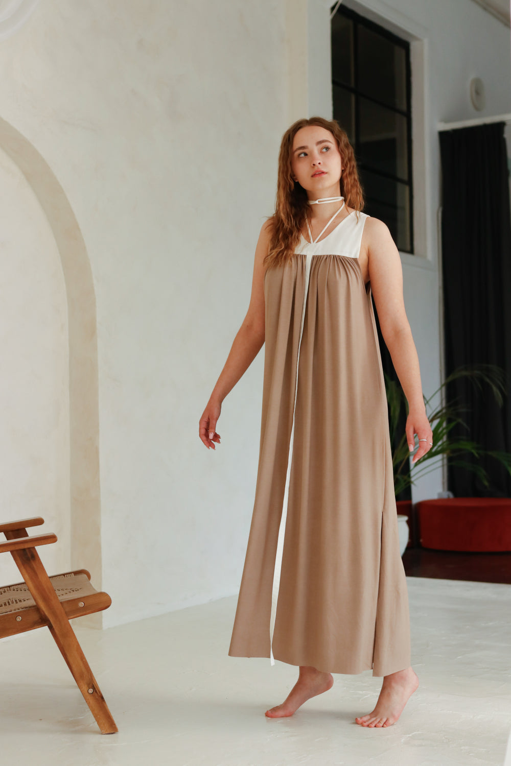SOPHIA Dress / Beige Milky White / Chocolate Black