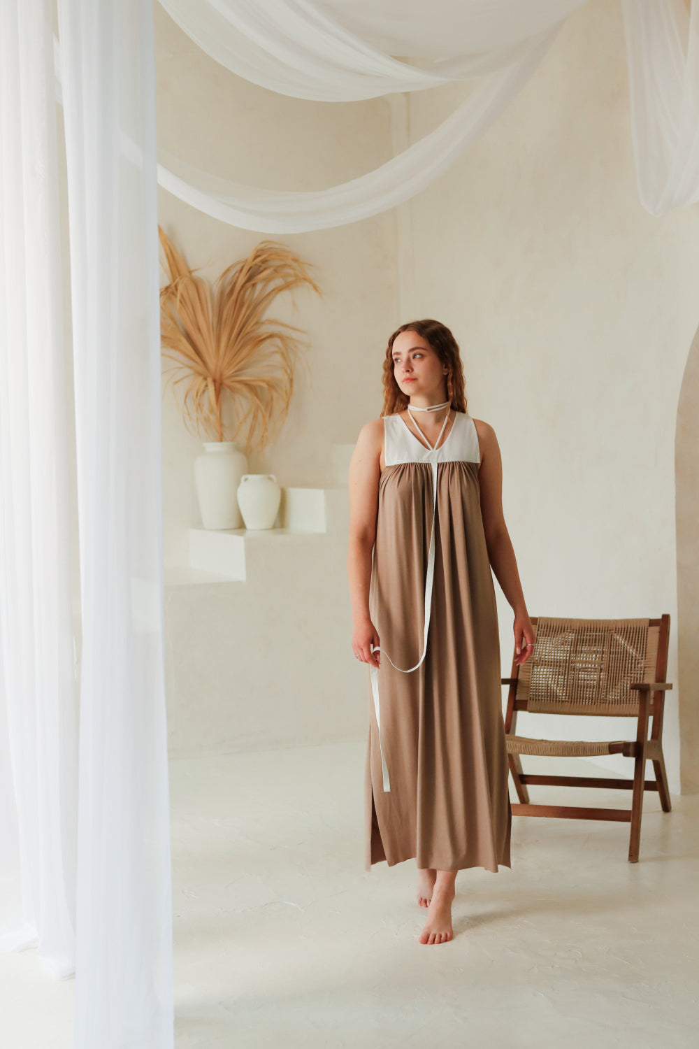 SOPHIA Dress / Beige Milky White / Chocolate Black