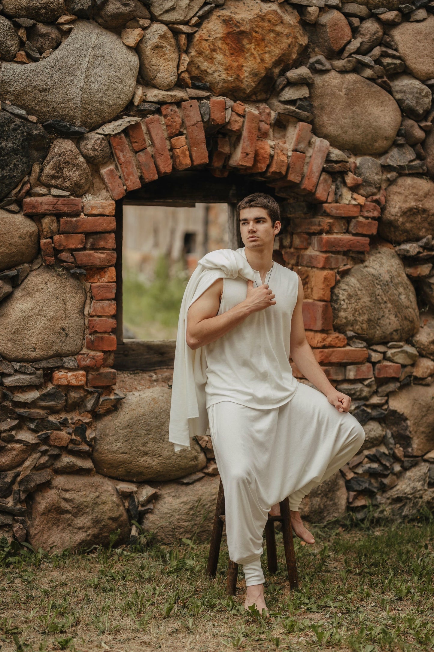 ELIAN Shamanic Cloak with Hood for men / Milky White / Black