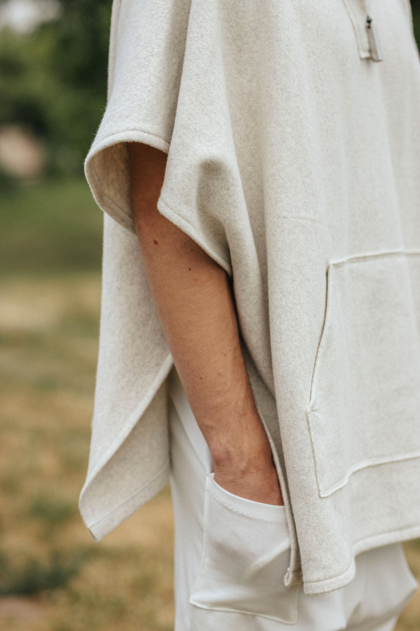 ARHAM Organic Cotton Poncho for men / Grey Mineral