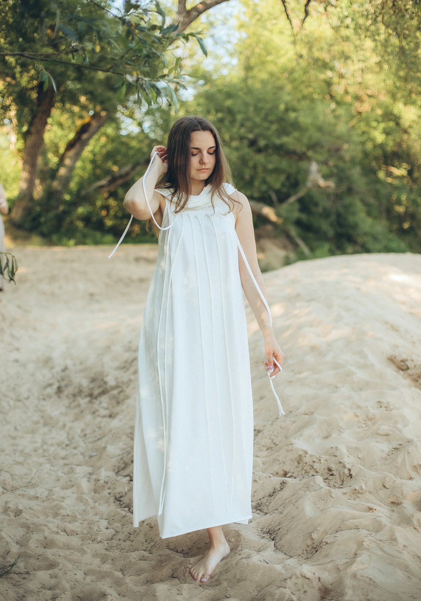 AELIN Organic Cotton Ceremony Dress with Hood / Milky White / Charcoal