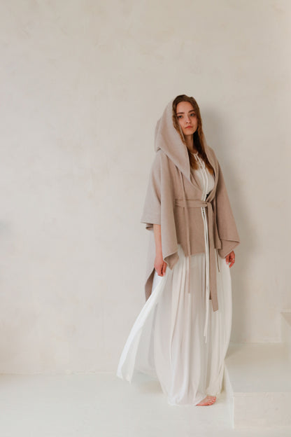 AMAYA Feminine Waist Kaftan Dress with under-body / Milky White