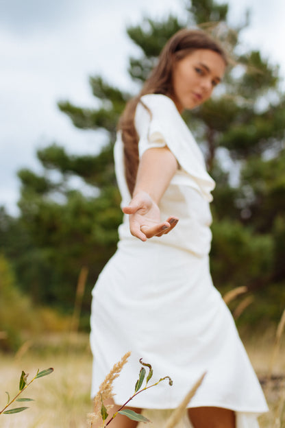 TULUA Ruffle Sleeve Top / Natural