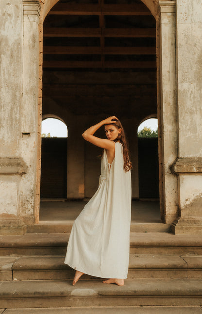 HERA Multi-way Hemp Dress with Slit / Natural