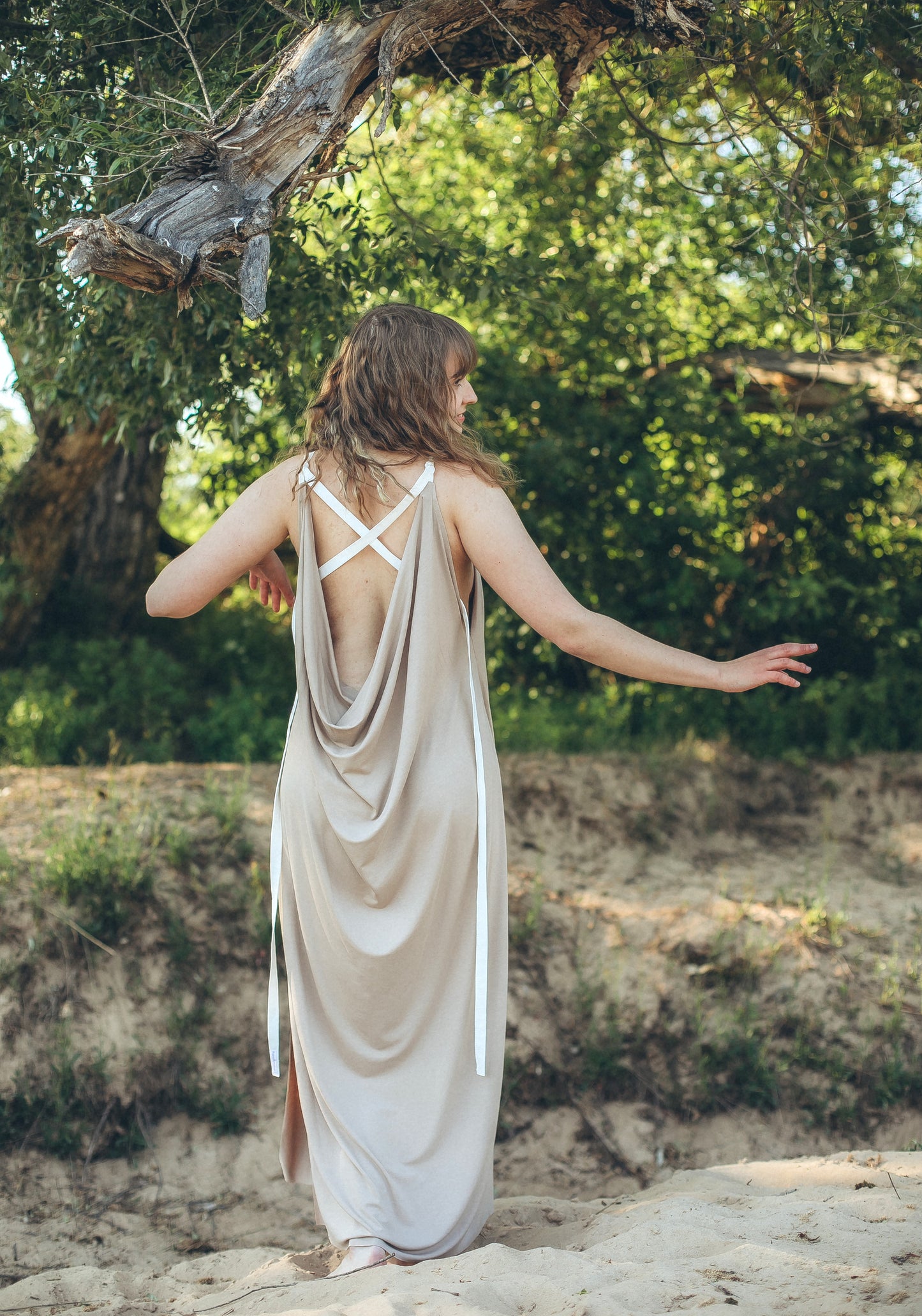 AURORA Ecovero Dress with open Back / Beige Milky White / Chocolate Black